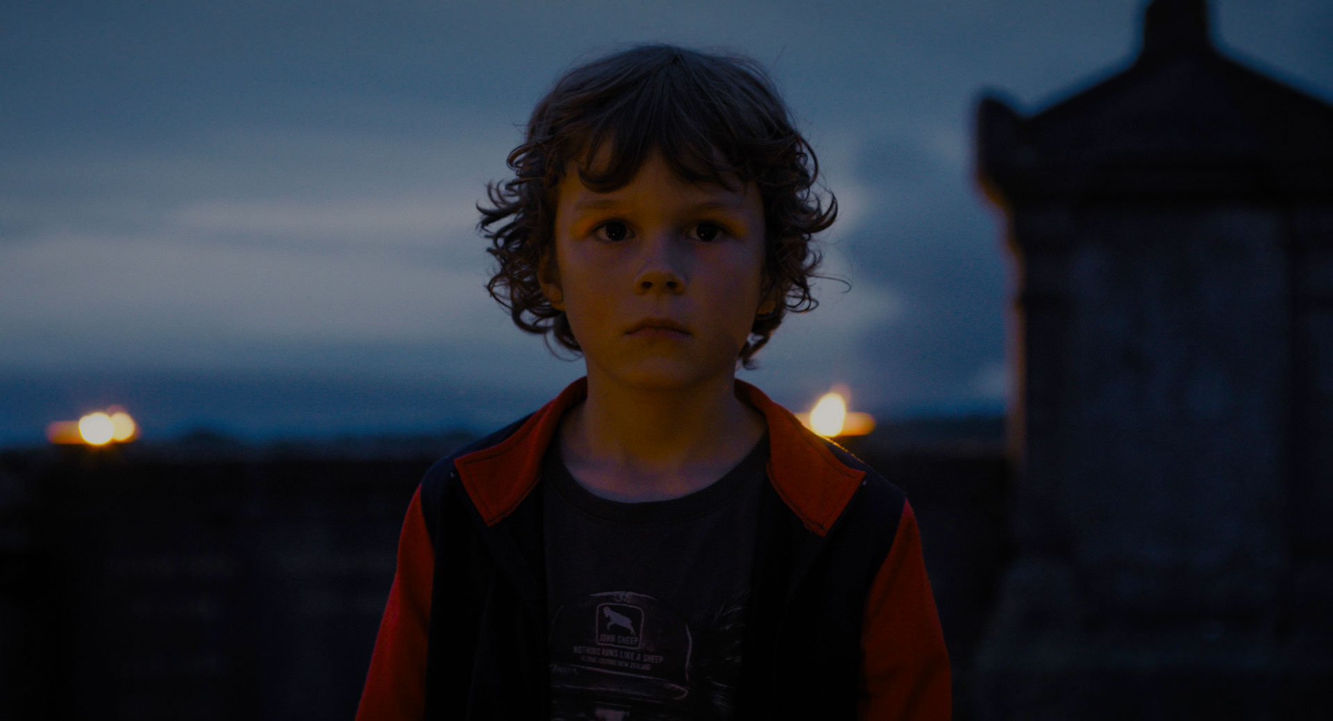 Un village en émoi (directed by Sébastien / Les Films de Mireille)